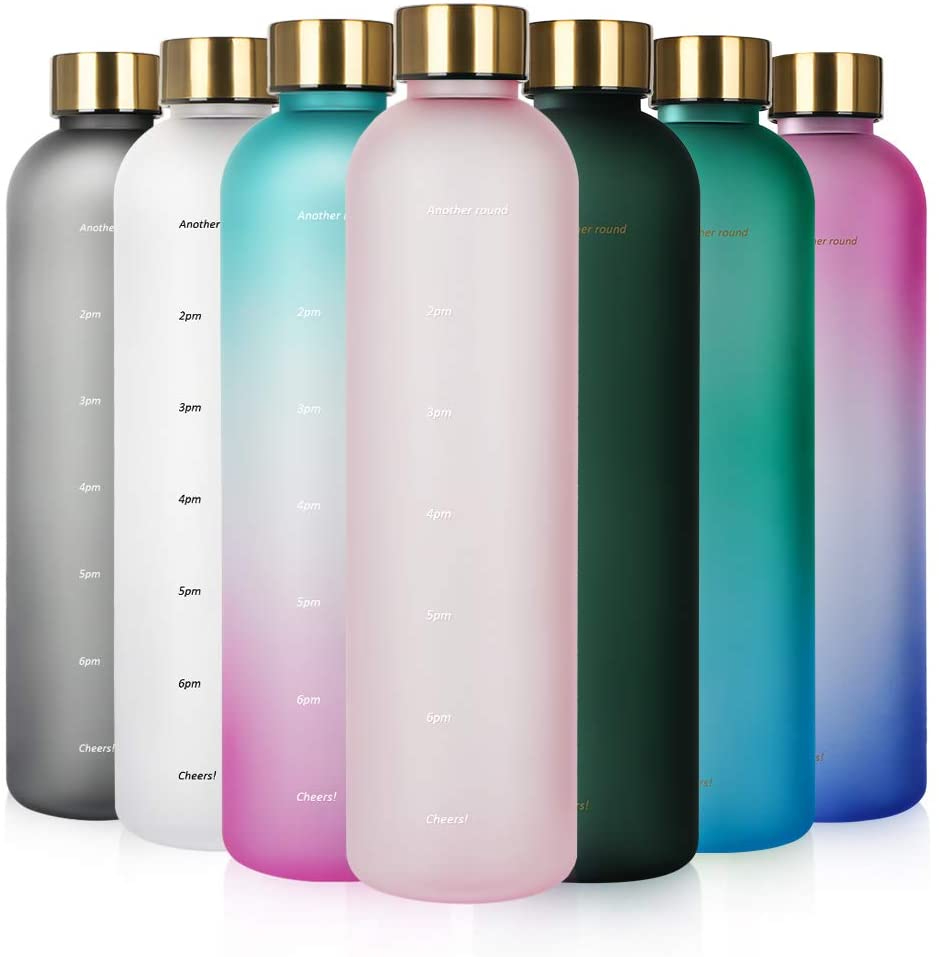 زجاجة مياه لتر مقسمه بالوقت للتحفيز علي شرب الماء الوان مميزه ومبهجة