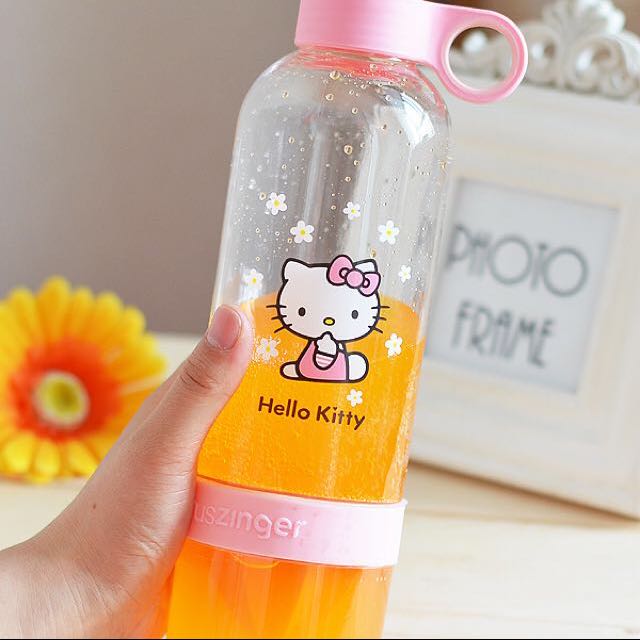 زجاجة عصير اكريلك بعلبة