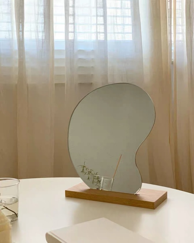 مرايا ضد الكسر مع استاند خشب متغيرة الاوضاع لديكور البيت