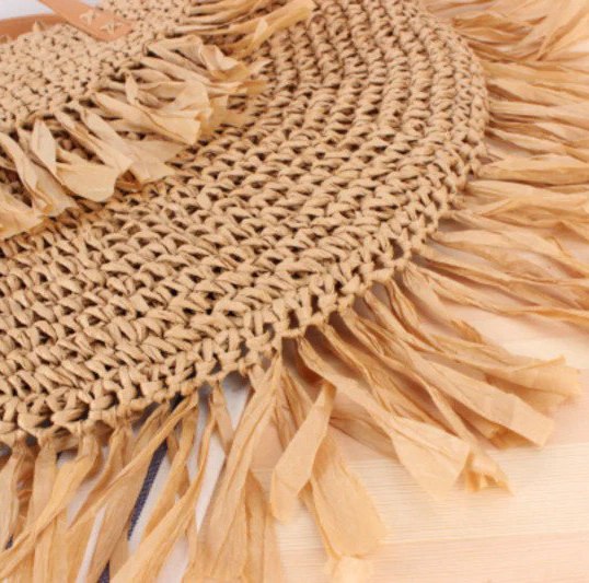 شنطة بحر شيك من خيوط الخوص لاستكمال اكسسوارات البحر والاستمتاع