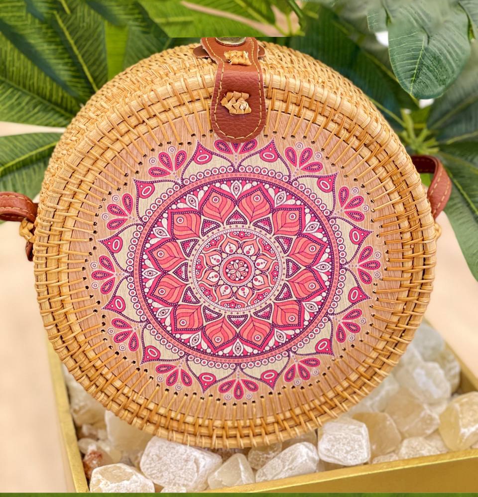 شنطة خوص كروس دائرية بأشكال مانديلا للبحر والرحلات والخروج