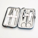 طقم باديكير 7 قطع للعناية بأظافر اليد والقدم