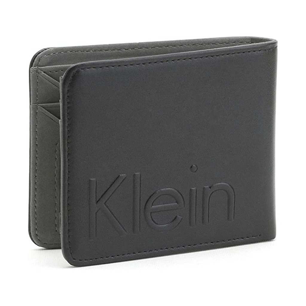 ميداليه ومحفظه