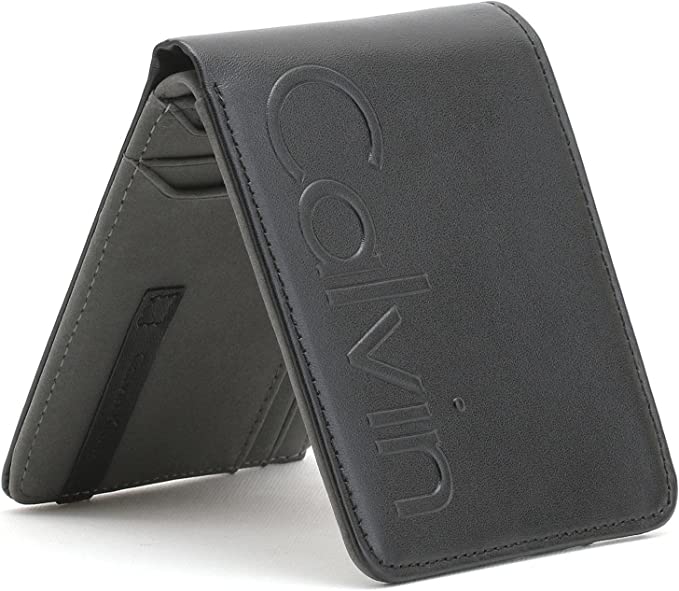 ميداليه ومحفظه