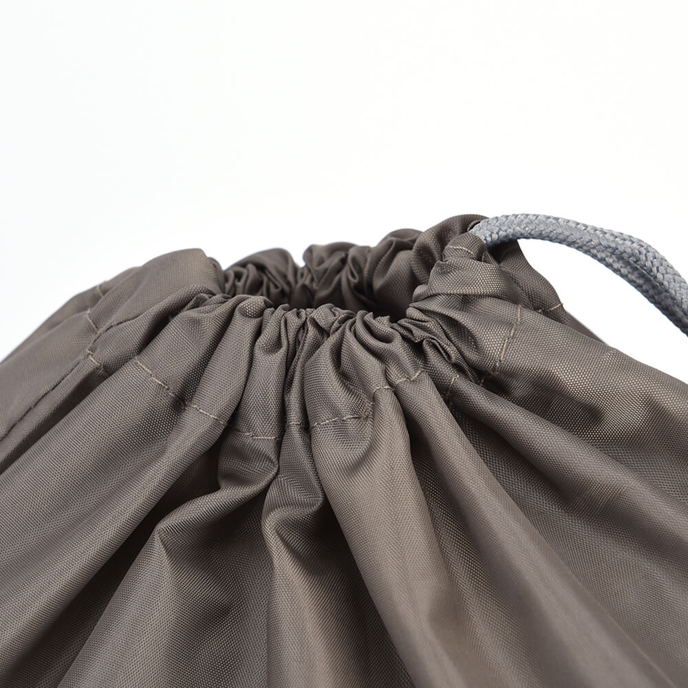 مجموعة شنط سفر وتربروف برباط لحفظ الملابس الداخلية المتسخة عند الرجوع او المكياج وأدوات التجميل والجزم والشباشب 4 احجام