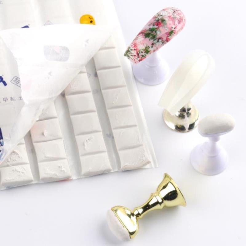 لاصق عجينة قوي وآمن قابل لإعادة الأستخدام لتعليق الصور ولوحات الديكور وتثبيت الاجهزة متعدد الاستخدامع