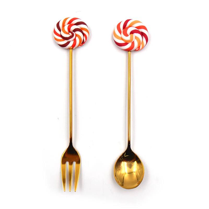 طقم معالق وشوك لولي بوب 4 قطع استانليس مطلي باللون الذهبي