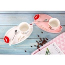 مج سيراميك أنيق للشاي والنسكافية مع صينية لتقديم الكروسوان والمكسرات والشوكلات ومعلقة استانليس