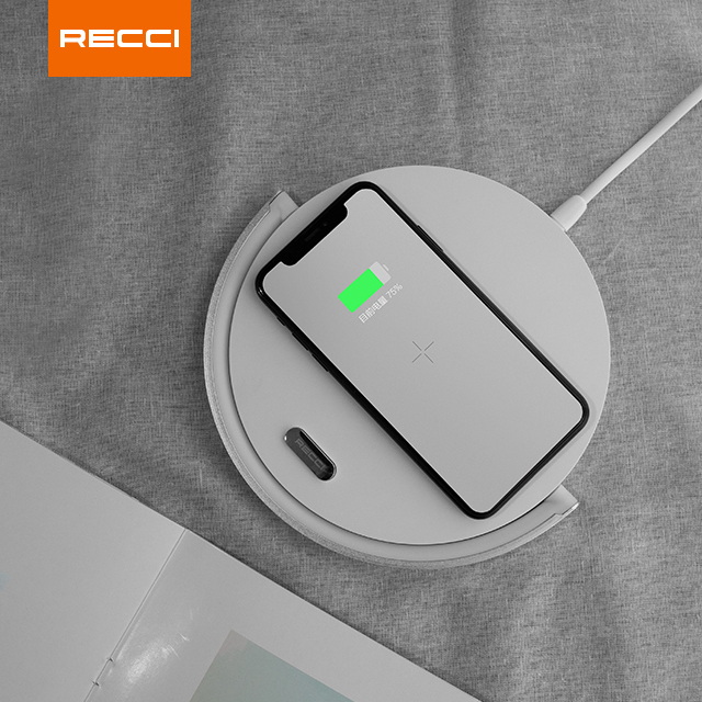 شاحن وايرلس سريع وهولدر ومصباح ليد في جهاز واحد 10 واط