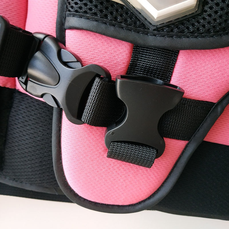 كرسي سيارة للأطفال بحزام أمان ومسند مريح للرأس والظهر