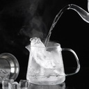 طقم شاي براد زجاجي بمصفاه وغطاء استانيلس مع 4 استكانات لتقديم الشاي للضيوف