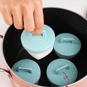 مجموعة سلق بيض سيليكون 4 قطع باشكال مختلفة مع فرشة توزيع زيت