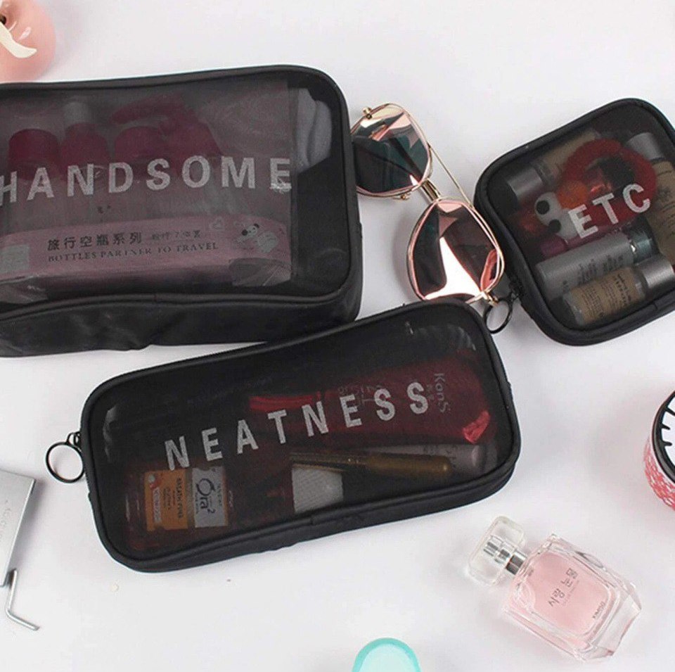 مجموعة شنط وتربروف منظمه للميكب وادوات العناية بالشعر والبشرة 3 قطع بمقاسات مختلفة للسفر