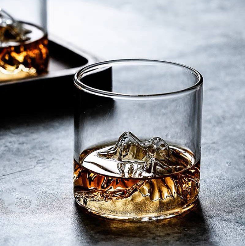 مج الجبل الجليدي لشرب وتقديم العصائر والمشروبات من الزجاج الشفاف