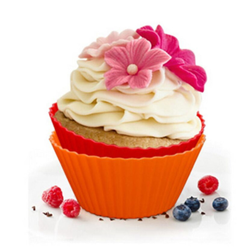 قوالب كب كيك سيليكون غير لاصق 12 قطعة الوان مختلفة