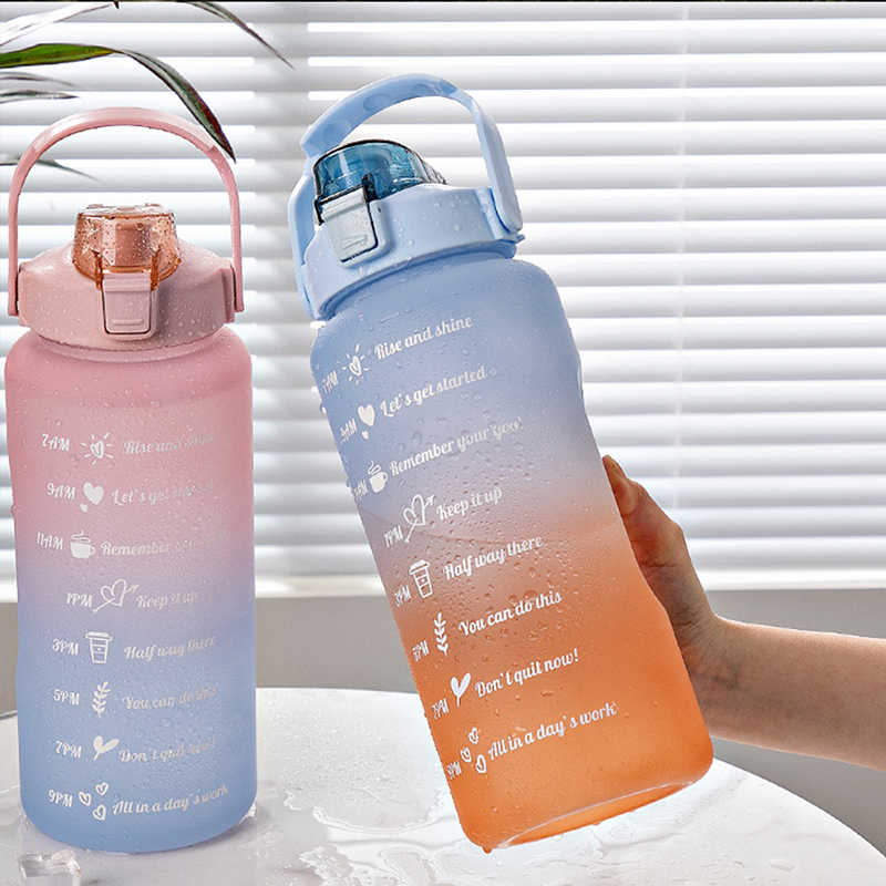 مجموعة زجاجات مياه 3 قطع بأحجام مختلفة مقسمة بالوقت وبكلمات تحفيزية للشرب للجيم والرحلات