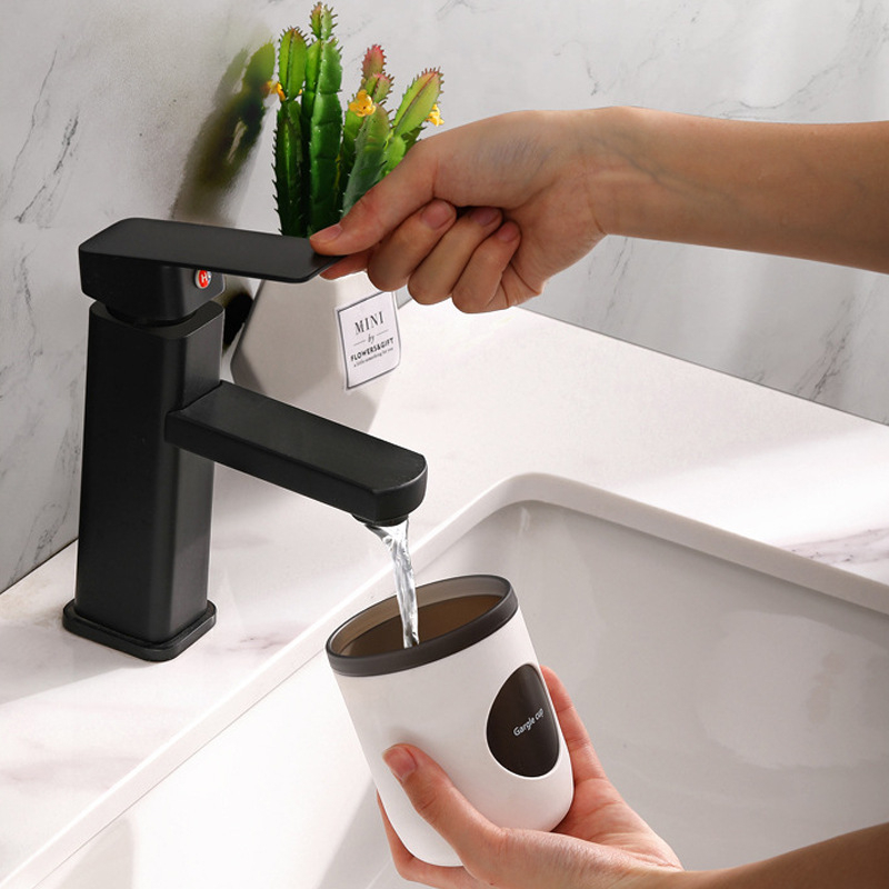 كوب بلاستيك جارجيل