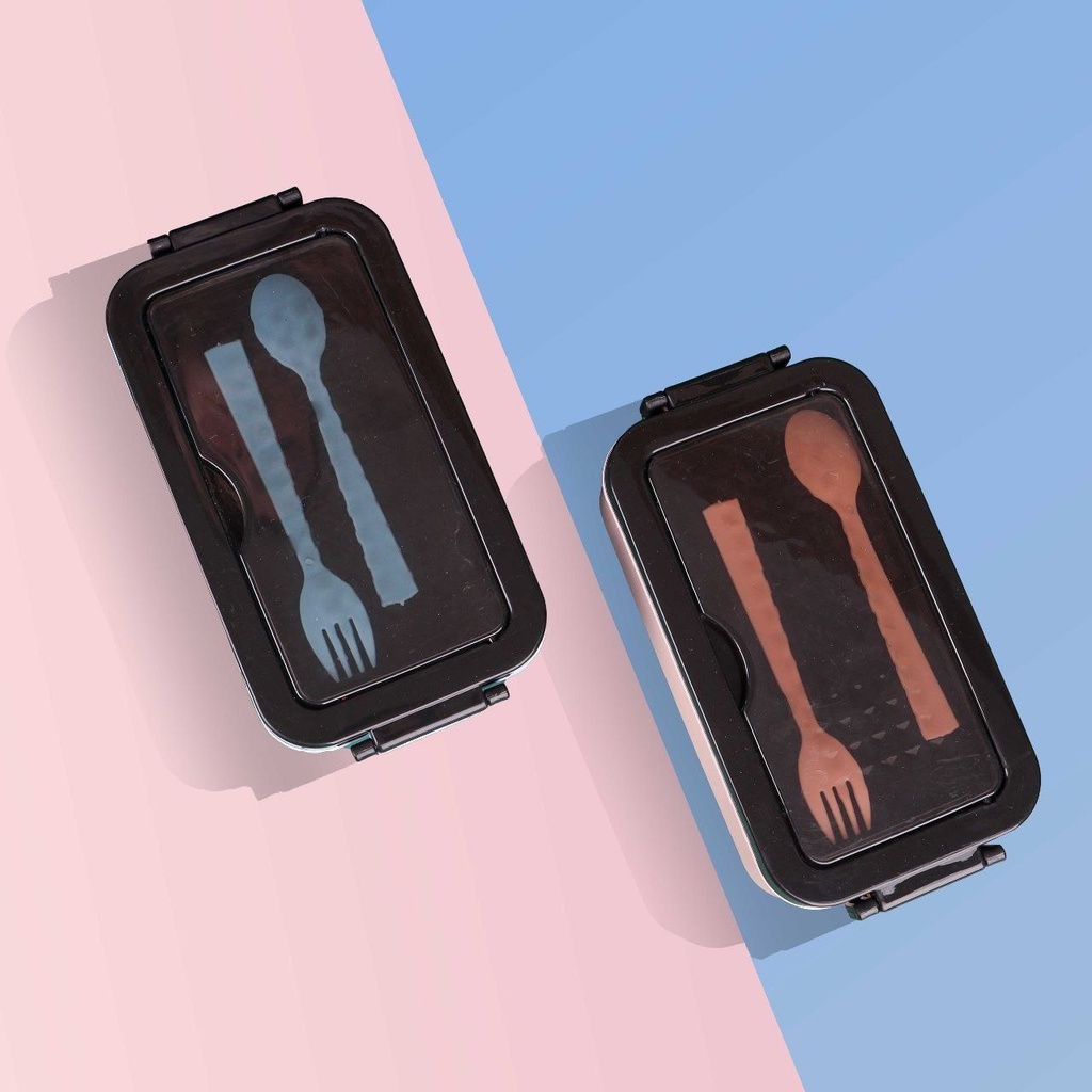 لانش بوكس بلاستيك صحي امن علي الصحة قابل لدخول الميكرويف بغطاء محكم الغلق ومعالق