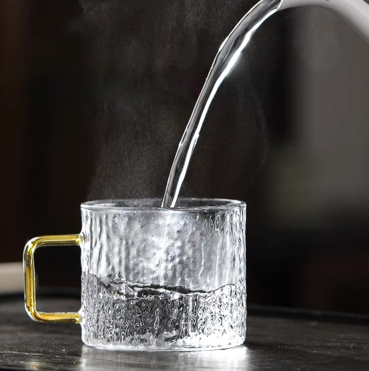 مج قهوة زجاج صغير يد مدهب