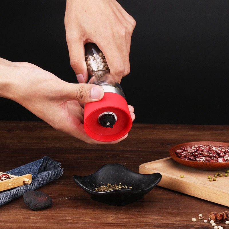 مطحنة فلفل اسود وتوابل يدوية 2 في 1 من الزجاج عملية وسهلة الاستخدام والتنظيف