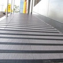 شريط مانع الإنزلاق الخشن للإستخدام داخل وخارج المنزل