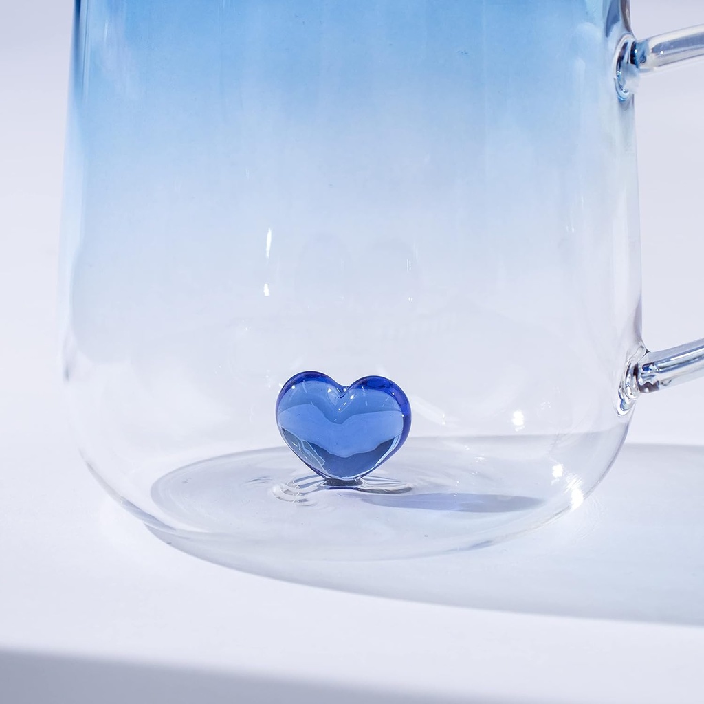 مج كيوت بقلب ثري دي من الداخل باللون الأزرق لشرب وتقديم العصائر والنسكافيه