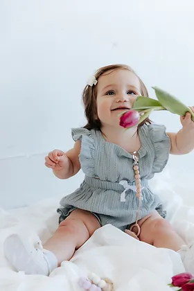 مشبك سلسلة اللهاية للرضع والاطفال الصغار مظهره جميل وانيق لجذب انتباة طفلك