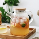 براد شاي زجاج شفاف 1800 ملي بغطاء خشبي ومصفاه داخلية للشاي والاعشاب