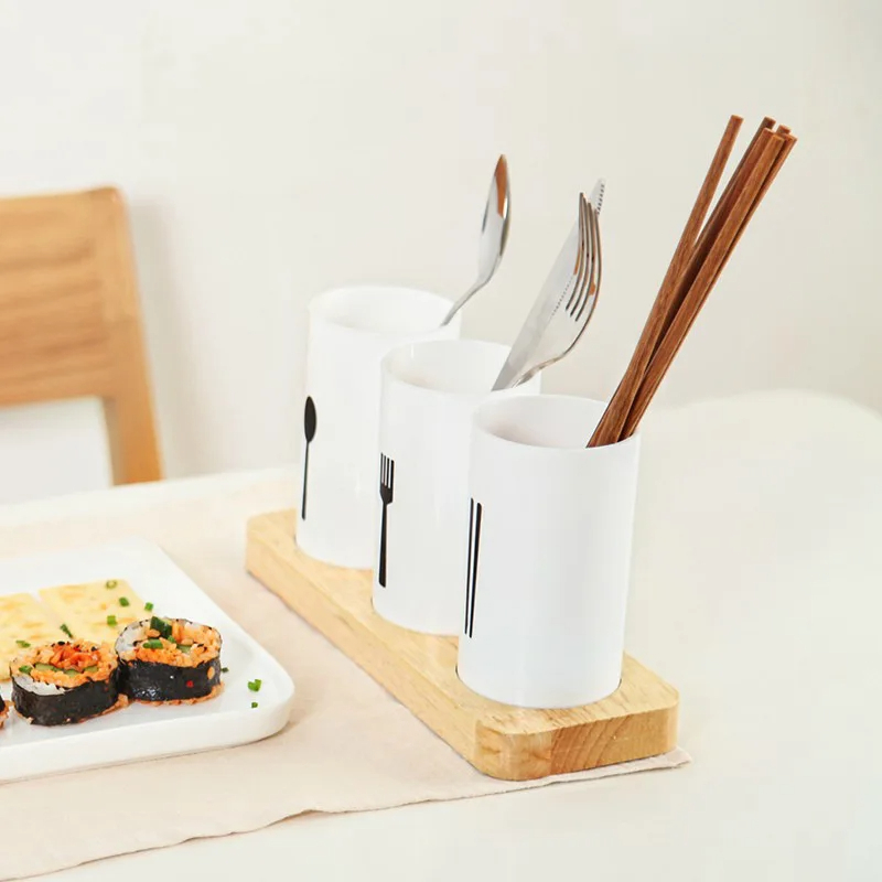 منظم وصفاية معالق وشوك وسكاكين 3 قطع مع قاعدة خشبية وفرشاه تنظيف