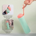 زجاجة مياه سيليكون 600 ملي قابله للطي بميدالية لسهولة الحمل والتعليق