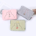 قربة مياه كهربائية لتدفئة البطن والظهر و اليد فرو ناعمه عملية وسهلة الاستخدام