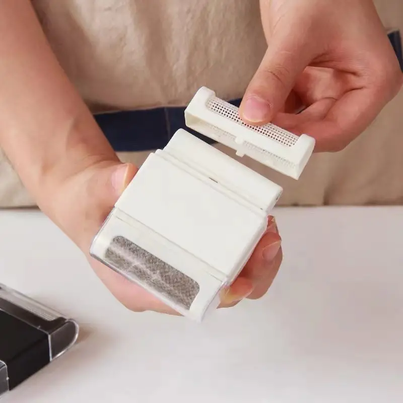 لمامة وبر بشفرتين يدوية صغيرة الحجم لازالة الوبر بسهولة للملابس والمفروشات والسجاد