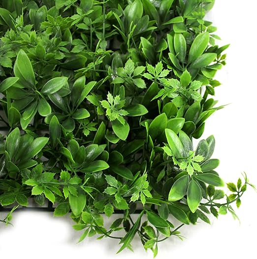 بلاطة عشبية جميلة ومزخرفة مصنوعة من البلاستيك للاستلقاء أو التعليق علي الحائط