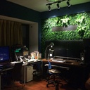 بلاطة عشبية جميلة ومزخرفة مصنوعة من البلاستيك للاستلقاء أو التعليق علي الحائط