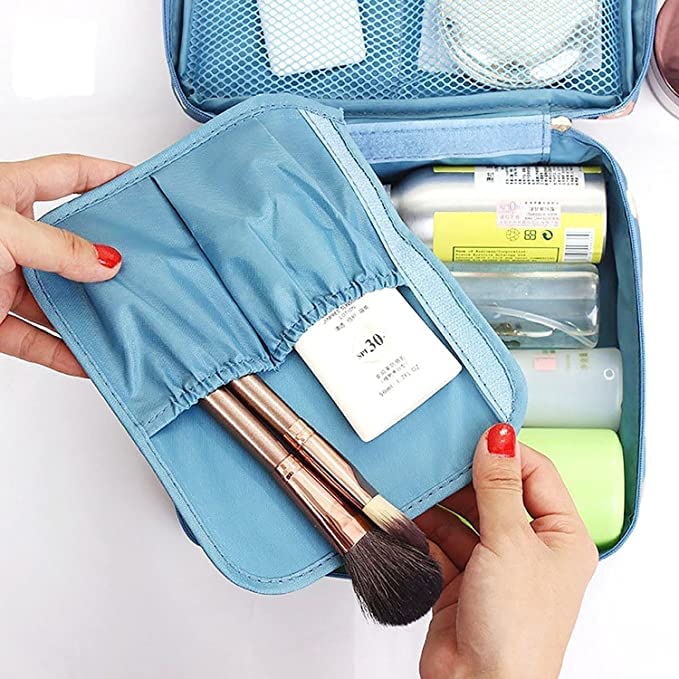 شنطة ومنظم محمولة ووتر بروف للميكاب وادوات السكين كير وادوات الشعر مقسمة من الداخل بسوستة ويد لسهولة حملها للسفر والرحلات