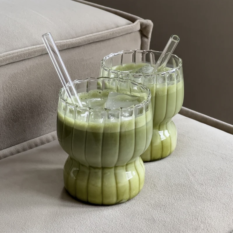 كوباية دورين زجاج شفاف مضلع لشرب وتقديم الشاي والنسكافيه والعصائر للضيوف بشكل شيك