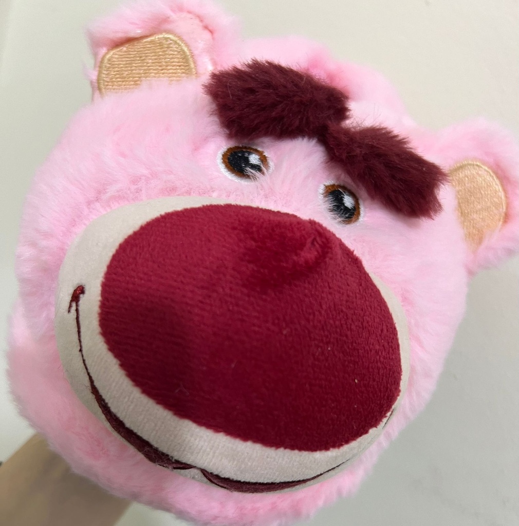 لكلوك الدب لوتسو فرو باللون البينك لتدفئة الرجل والتغلب علي برد الشتاء بنعل كوتشي مريح