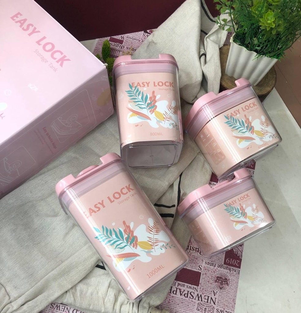 طقم علب اكريلك 4 قطع مربعة الشكل بغطاء محكم الغلق بمقاسات مختلفة لحفظ و تخزين البقوليات والحبوب