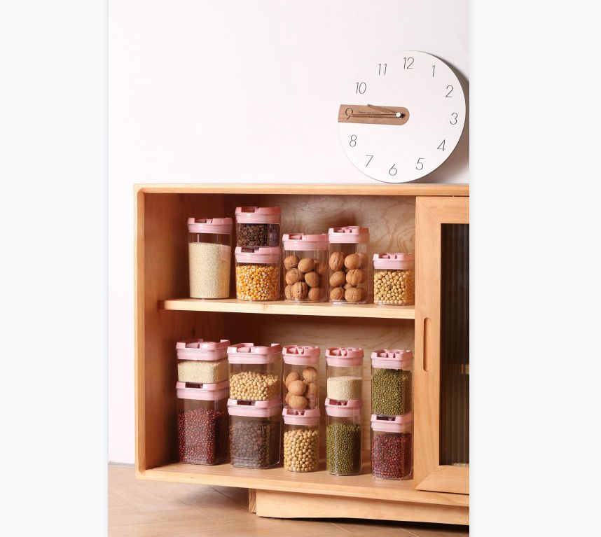 طقم علب اكريلك 4 قطع مربعة الشكل بغطاء محكم الغلق بمقاسات مختلفة لحفظ و تخزين البقوليات والحبوب