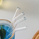 مجموعة شاليموه من 4 قطع زجاج مع قطعه للتنضيفها لشرب العصائرو المشروبات الدافئة قابلة لاعادة الاستخدام