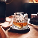 كوب راقص 180 ملي منقرش بقاعدة خشبية  لشرب وتقديم العصائر و المشروبات المثلجة  للضيوف بشكل شيك و مختلف