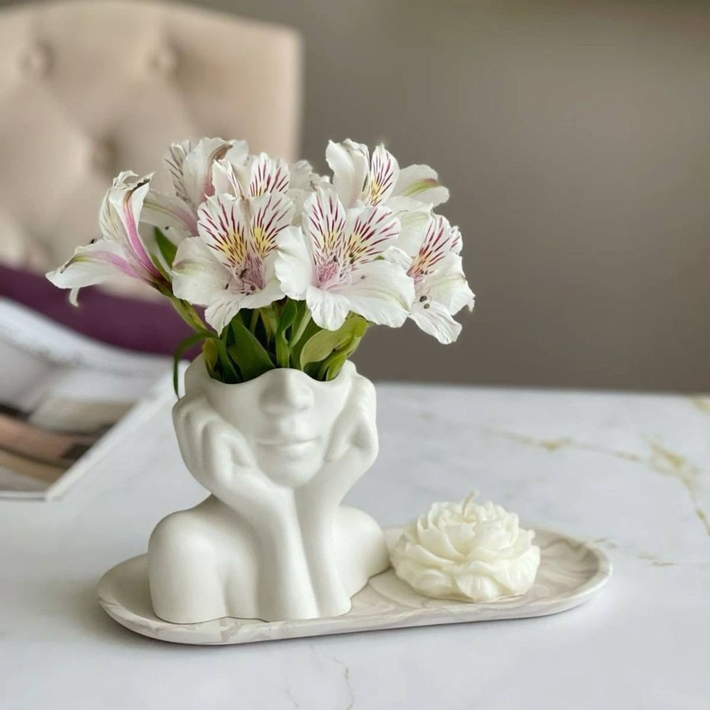 مجسم علي شكل نصف وجهه ثري دي لتغير شكل ديكور البيت