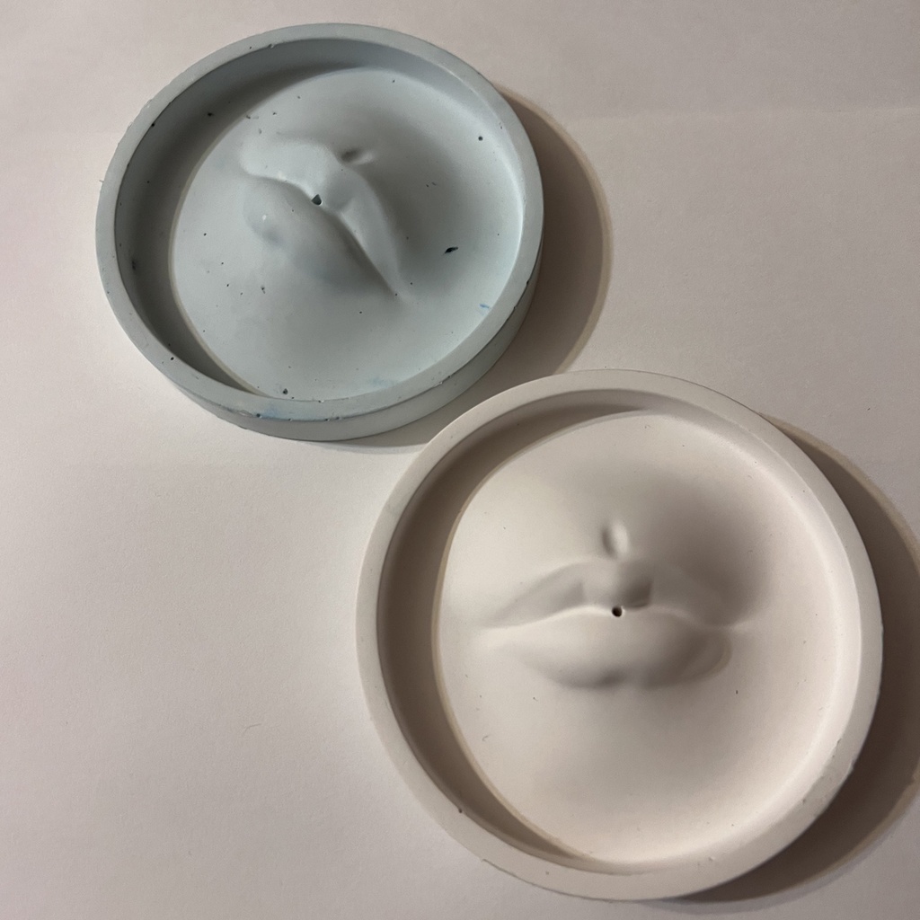 حامل عيدان  بخور علي شكل شفاه مختلف و لتغيير ديكور البيت مصنوعة يدويا