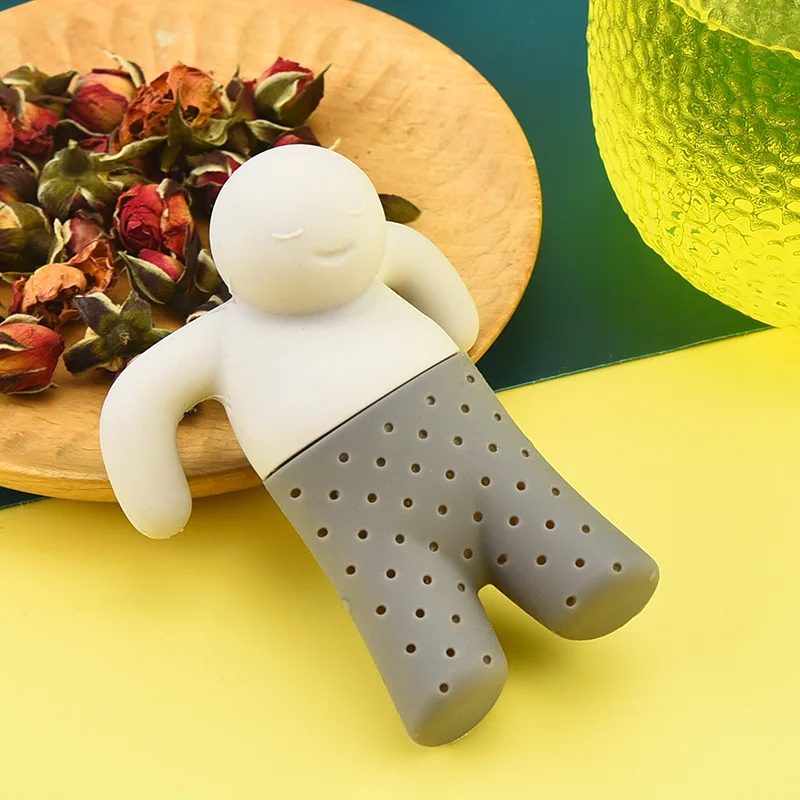 مصفاة شاي وأعشاب للإستمتاع بالمشروبات الساخنة على شكل انسان