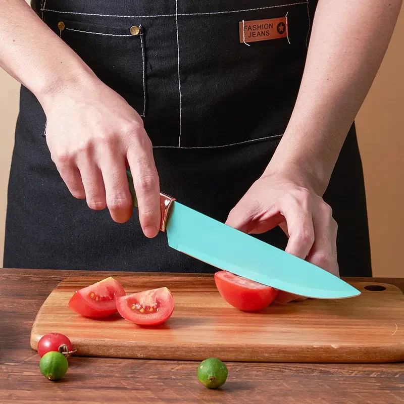 طقم توزيع و سكاكين 2*1  سيليكون بيد خشب18  قطعة