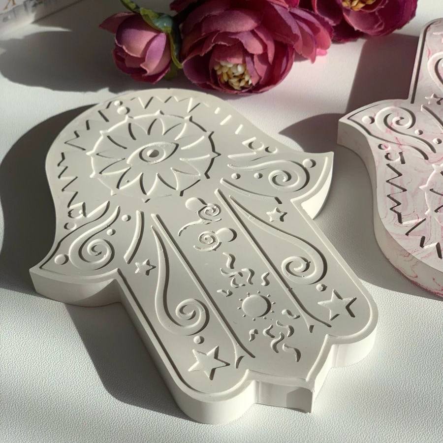 حامل بخور علي شكل كف من الجبس لتغير ديكور منزلك