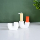 حامل شموع علي شكل حرف يو يمكنها حمل شمعتين لتغير ديكور البيت