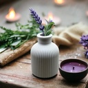 فازة ميني مضلعة لوضع الورود بها لتغير ديكور منزلك