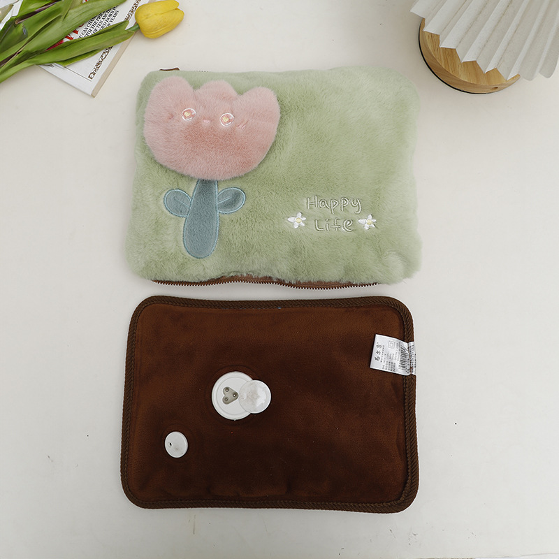 قربة مياة كهربائية محمولة لتدفئة اليدين والقدمين فرو ناعم علي شكل وردة بارزة بفيشة لسهوله استخدامها