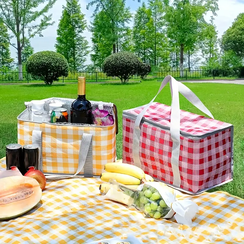 شنطة حرارية ووتر بروف لحفظ الطعام والمشروبات بيد لسهولة الحمل مناسبة للعمل والدراسة بالوان مختلفة